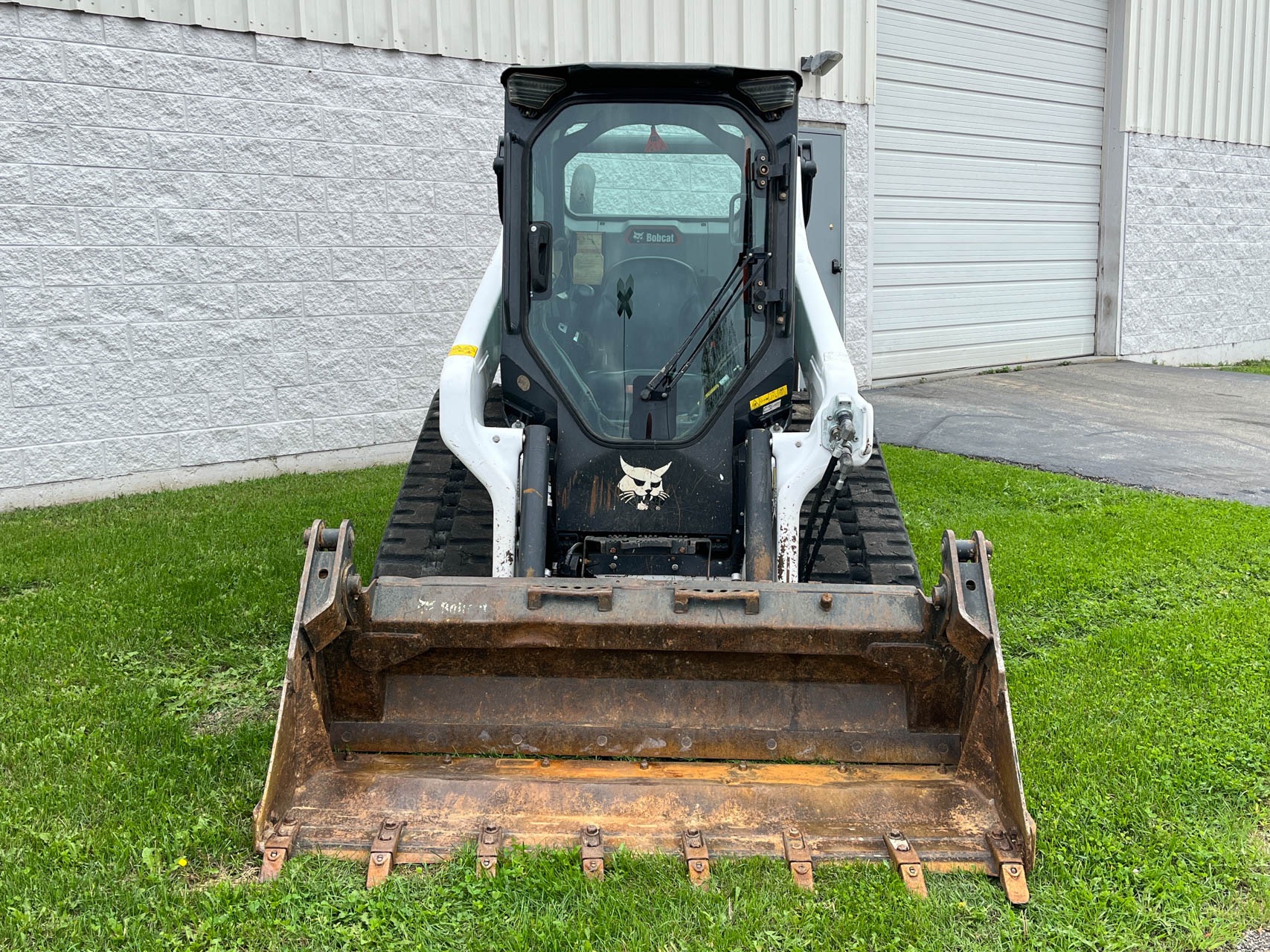 2021 BOBCAT T66 LOADER - Image 2