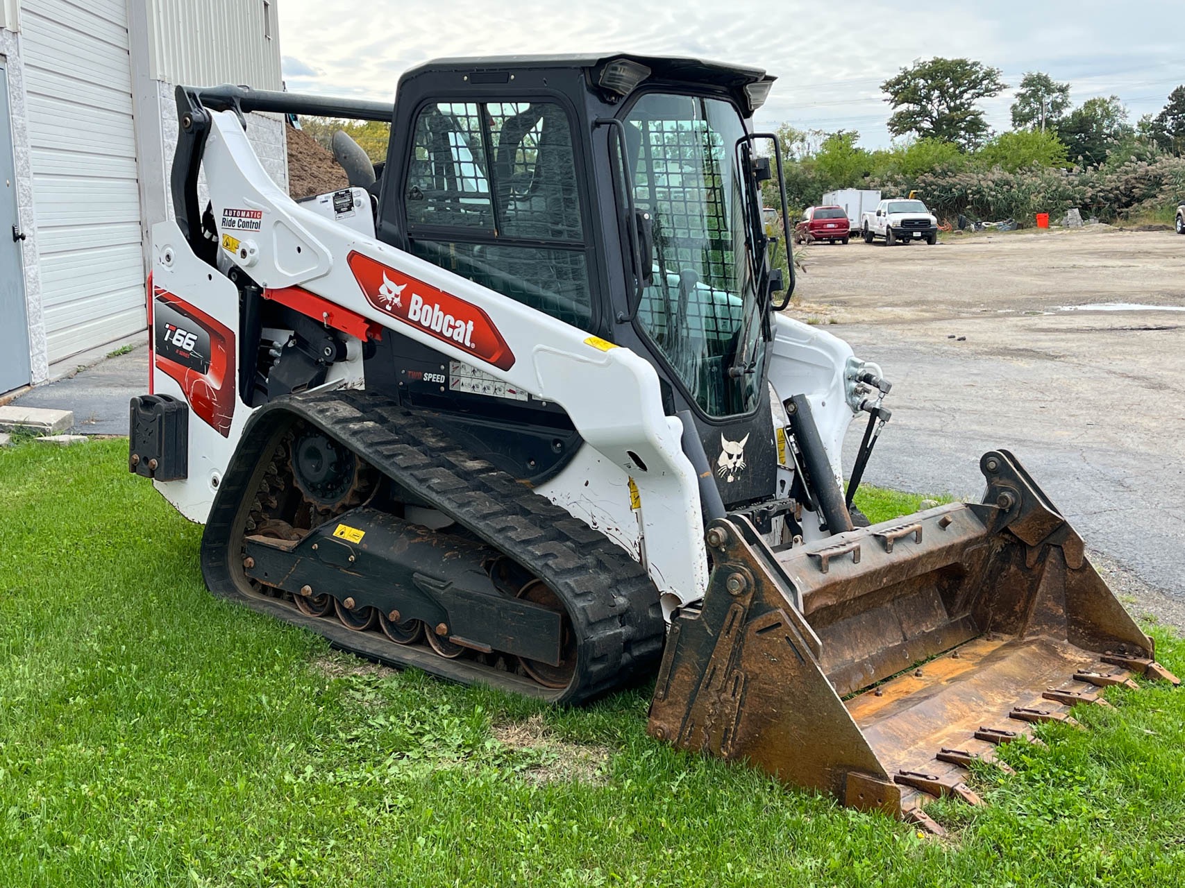 2021 BOBCAT T66 LOADER - Image 3