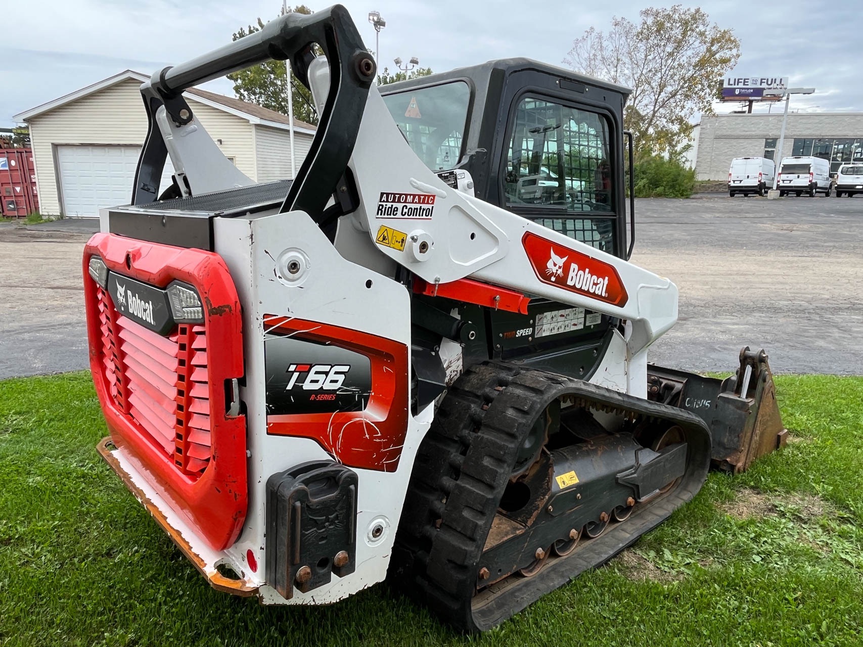 2021 BOBCAT T66 LOADER - Image 5