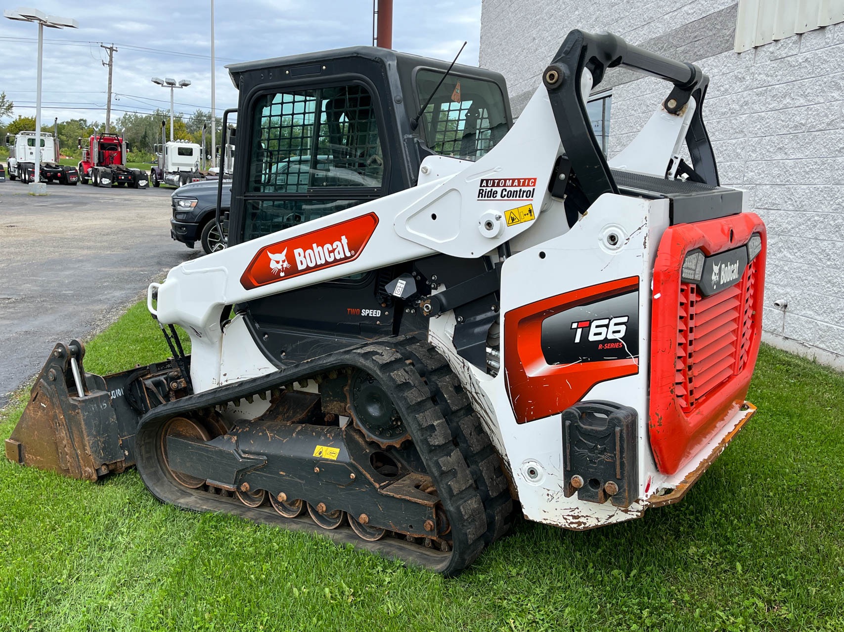 2021 BOBCAT T66 LOADER - Image 7