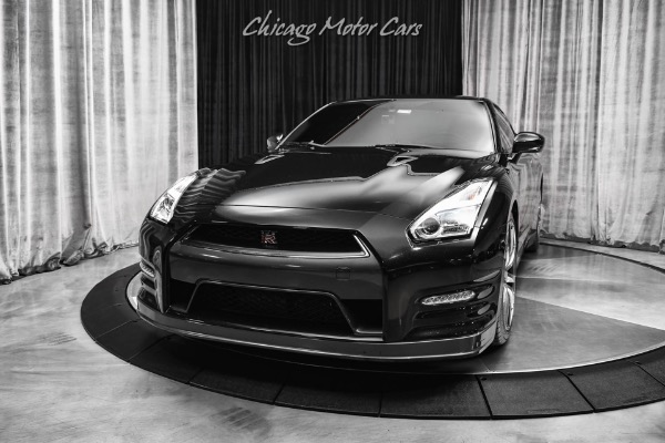 Used 2015 Nissan GT-R Premium Coupe FBO! 700HP! Shep Trans! HKS Exhaust! Tastefully Upgraded! for sale Sold at Chicago Motor Cars in West Chicago IL 60185 2