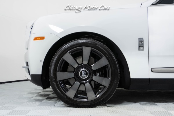 Used 2022 Rolls-Royce Cullinan Bespoke Interior! Technology Package! Shooting Star Headliner! for sale Sold at Chicago Motor Cars in West Chicago IL 60185 3