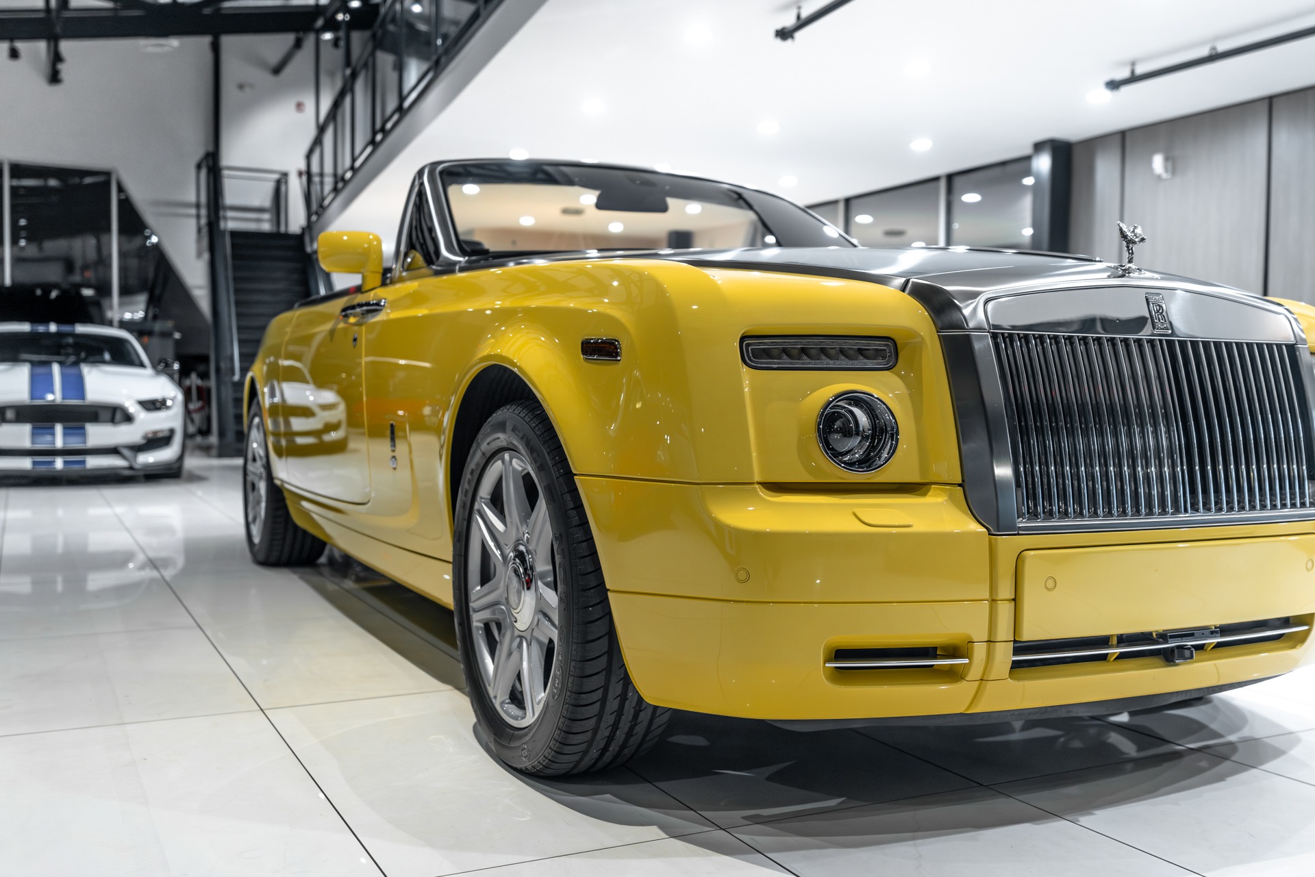 Used-2009-Rolls-Royce-Phantom-Drophead-Coupe-Convertible-1OF1-LA-Autoshow-Special-Edition-MSRP-499K-Stunning