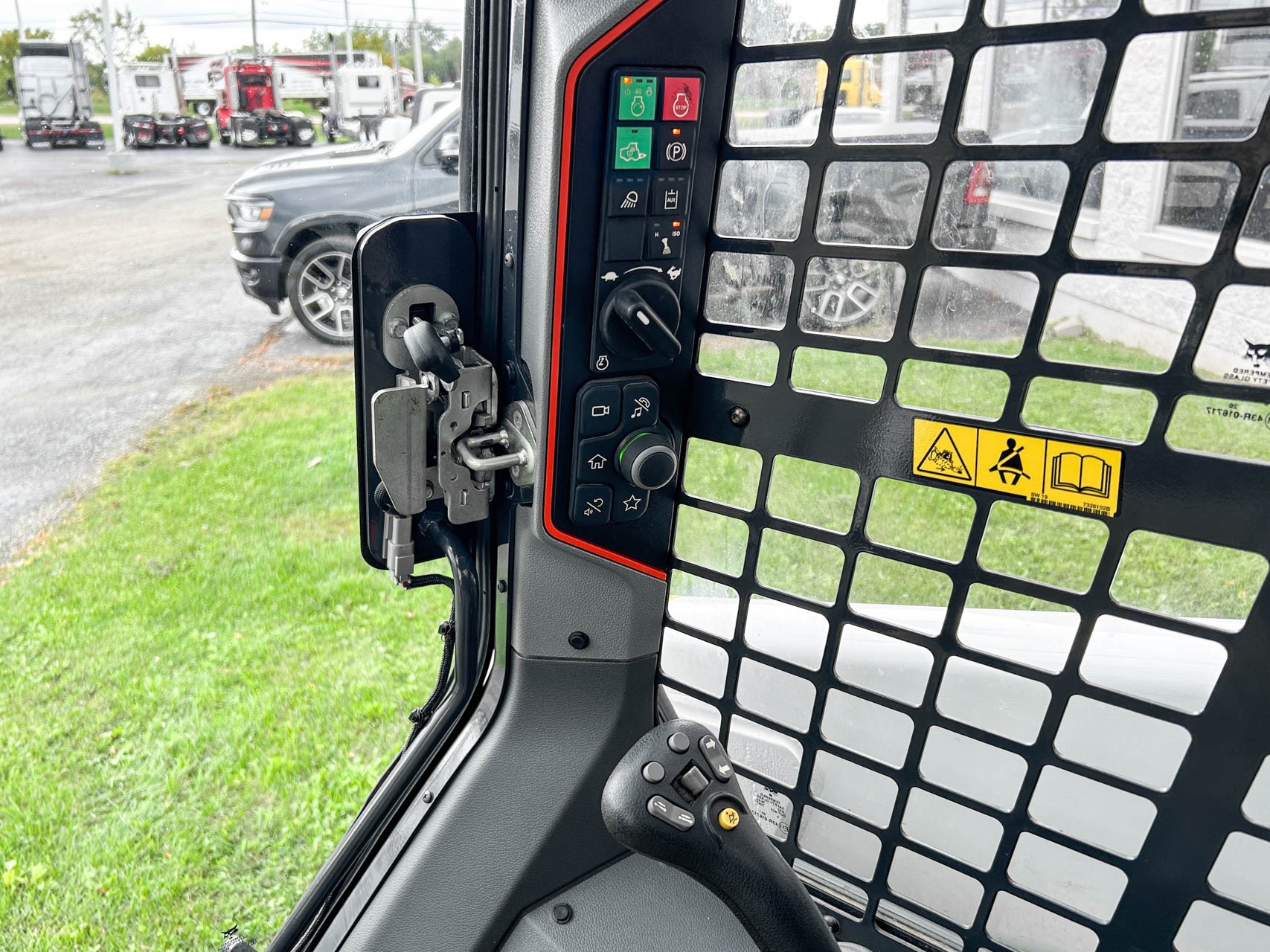 2020 BOBCAT S64 SKIDLOADER - Image 12