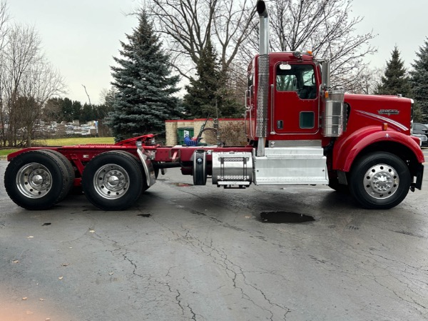 Used 2009 Kenworth W900 for sale Sold at Chicago Motor Cars in West Chicago IL 60185 4