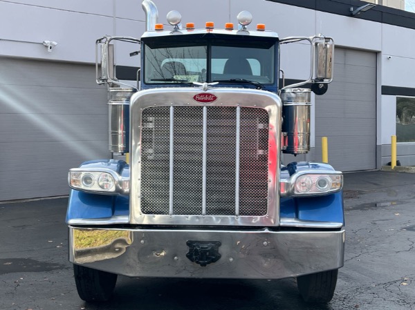 Used 2009 Peterbilt Day Cab for sale Sold at Chicago Motor Cars in West Chicago IL 60185 2