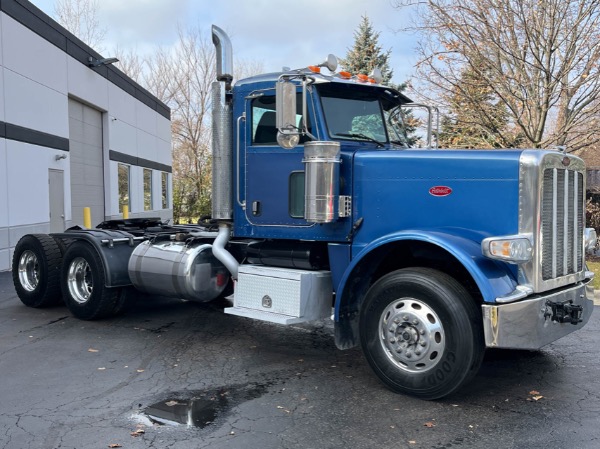 Used 2009 Peterbilt Day Cab for sale Sold at Chicago Motor Cars in West Chicago IL 60185 3