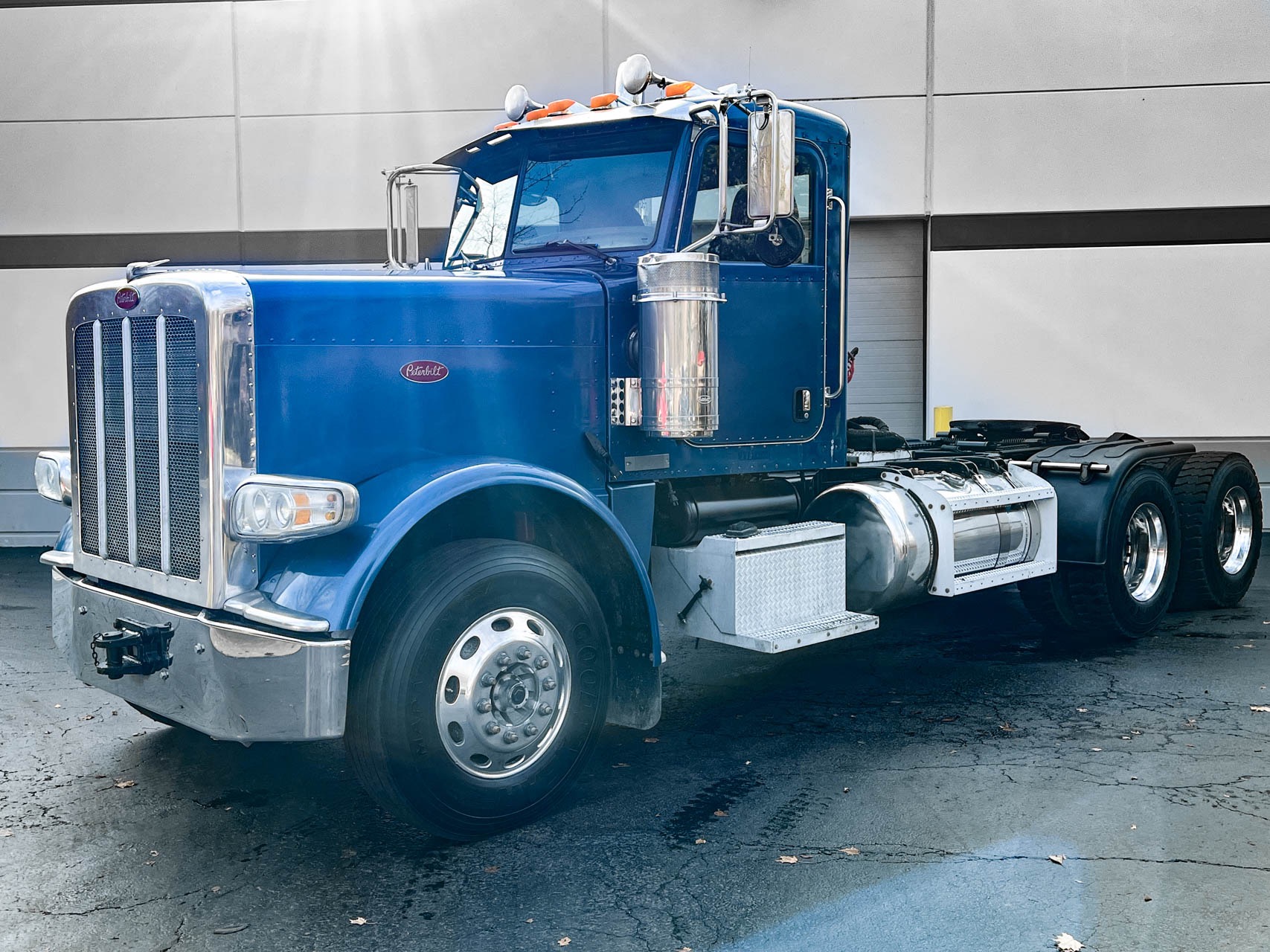Used 2009 Peterbilt Day Cab For Sale (79,800) Chicago Motor Cars
