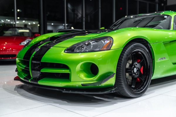 Used-2010-Dodge-Viper-SRT-10-ACR-Coupe-6-Speed-Manual-Snakeskin-Green-Pearl-LOW-Miles-RARE