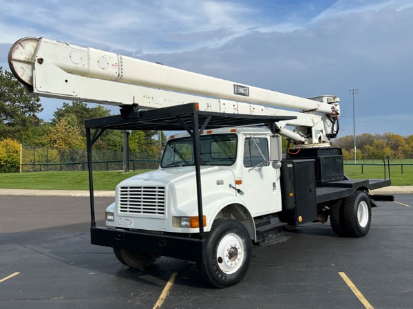 Used 2000 International 4700 Boom Truck for sale Sold at Chicago Motor Cars in West Chicago IL 60185 1