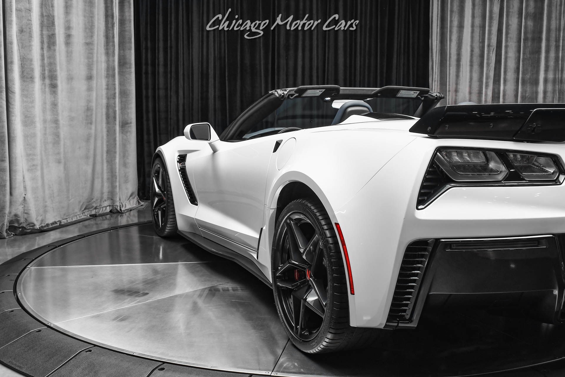 Used-2015-Chevrolet-Corvette-Z06-3LZ-Convertible-Z07-Package-MSRP-107340-White-with-Blue-Interior