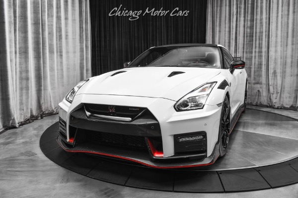 Used 2023 Nissan GT-R GTR NISMO Coupe RARE Example! TONS of Carbon! Upgrades! 676 WHP! 800 Miles! for sale Sold at Chicago Motor Cars in West Chicago IL 60185 2