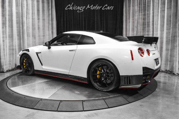 Used 2023 Nissan GT-R GTR NISMO Coupe RARE Example! TONS of Carbon! Upgrades! 676 WHP! 800 Miles! for sale Sold at Chicago Motor Cars in West Chicago IL 60185 3