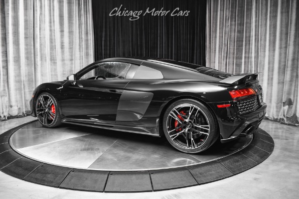 Used 2020 Audi R8 5.2 quattro V10 performance Only 6k Miles Diamond Stitching LOADED for sale Sold at Chicago Motor Cars in West Chicago IL 60185 3