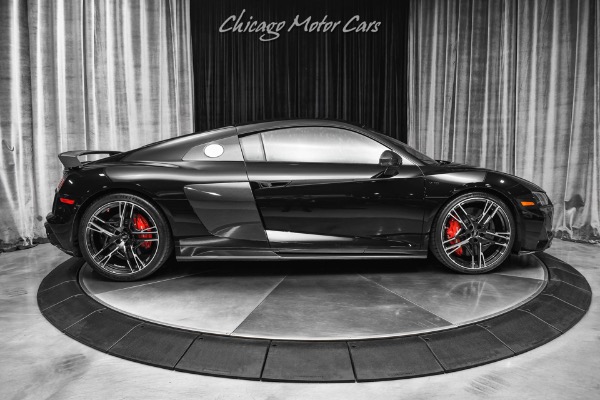 Used-2020-Audi-R8-52-quattro-V10-performance-Only-6k-Miles-Diamond-Stitching-LOADED