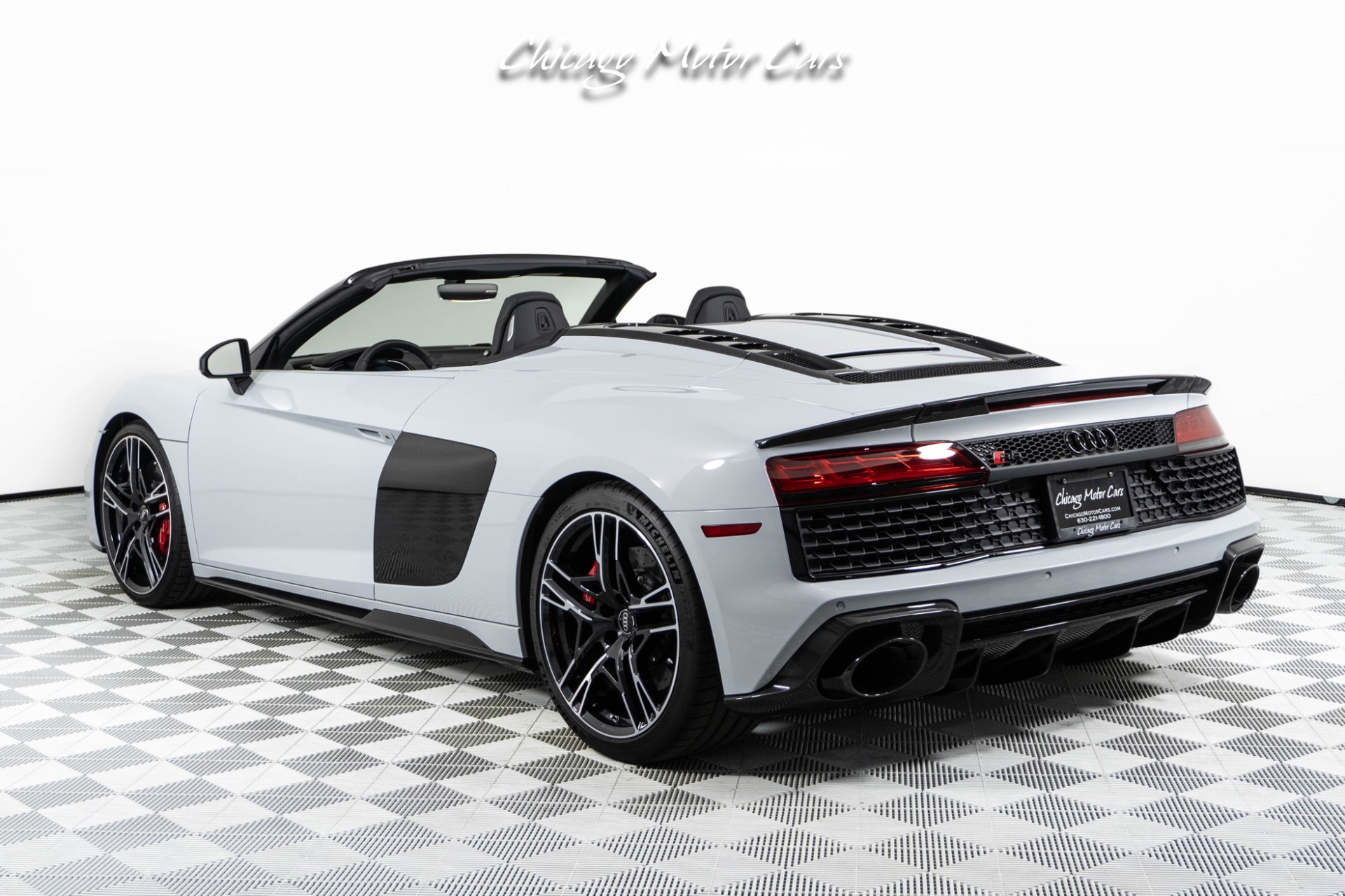 Used-2023-Audi-R8-52-Quattro-V10-Performance-Spyder-ONLY-865-Miles-HOT-Color-Combo