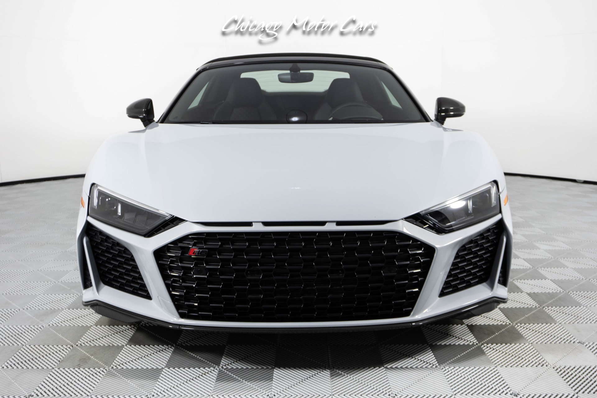 Used-2023-Audi-R8-52-Quattro-V10-Performance-Spyder-ONLY-865-Miles-HOT-Color-Combo