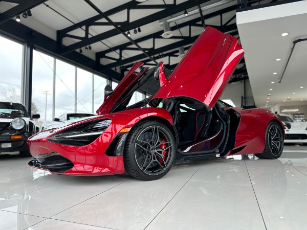 Used 2018 McLaren 720S Performance Coupe TONS of Carbon! MSO Bespoke Interior! $371K+ MSRP! for sale Sold at Chicago Motor Cars in West Chicago IL 60185 2