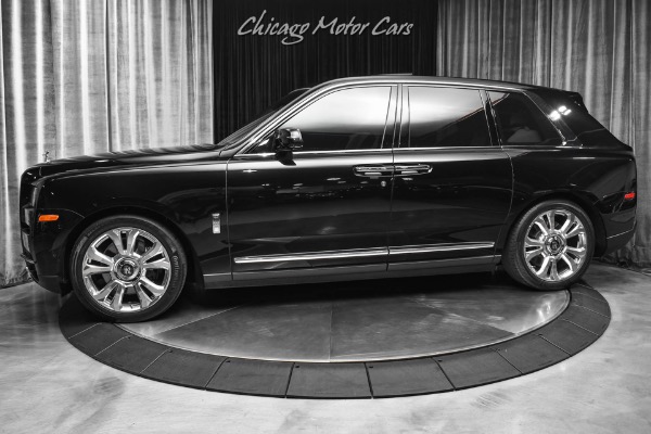 Used 2022 Rolls-Royce Cullinan SUV Only 7K Miles! Rear Picnic Tables! Black Diamond & Cashmere Color Combo for sale Sold at Chicago Motor Cars in West Chicago IL 60185 1