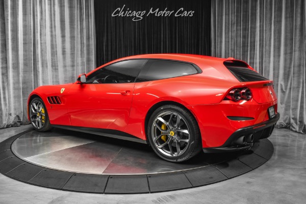Used-2018-Ferrari-GTC4Lusso-T-Carbon-Driver-Zone-Passenger-Display-Front-Lift-Twin-Turbo