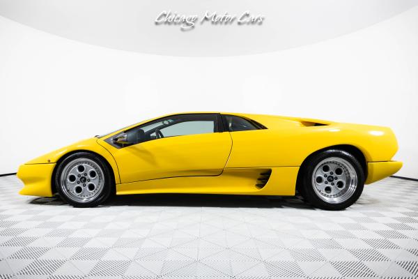 Used 1991 Lamborghini Diablo Coupe 5.7L V12! 5-Speed Manual ONLY 4k Miles! Collector Quality! for sale Sold at Chicago Motor Cars in West Chicago IL 60185 2