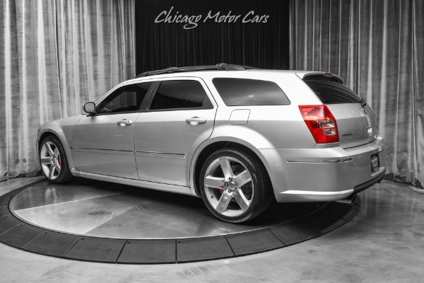 Used 2007 Dodge Magnum SRT-8! Wagon! Collectible! 425hp! Factory Brembos! Sunroof! Service History for sale Sold at Chicago Motor Cars in West Chicago IL 60185 3