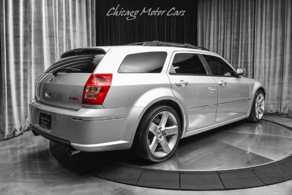 Used 2007 Dodge Magnum SRT-8! Wagon! Collectible! 425hp! Factory Brembos! Sunroof! Service History for sale Sold at Chicago Motor Cars in West Chicago IL 60185 5