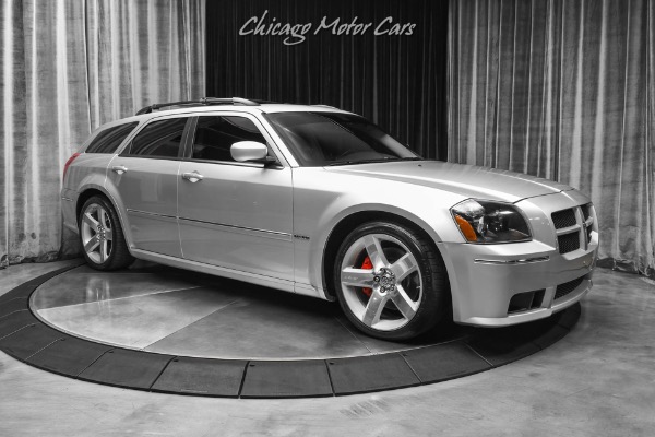 Used 2007 Dodge Magnum SRT-8! Wagon! Collectible! 425hp! Factory Brembos! Sunroof! Service History for sale Sold at Chicago Motor Cars in West Chicago IL 60185 6