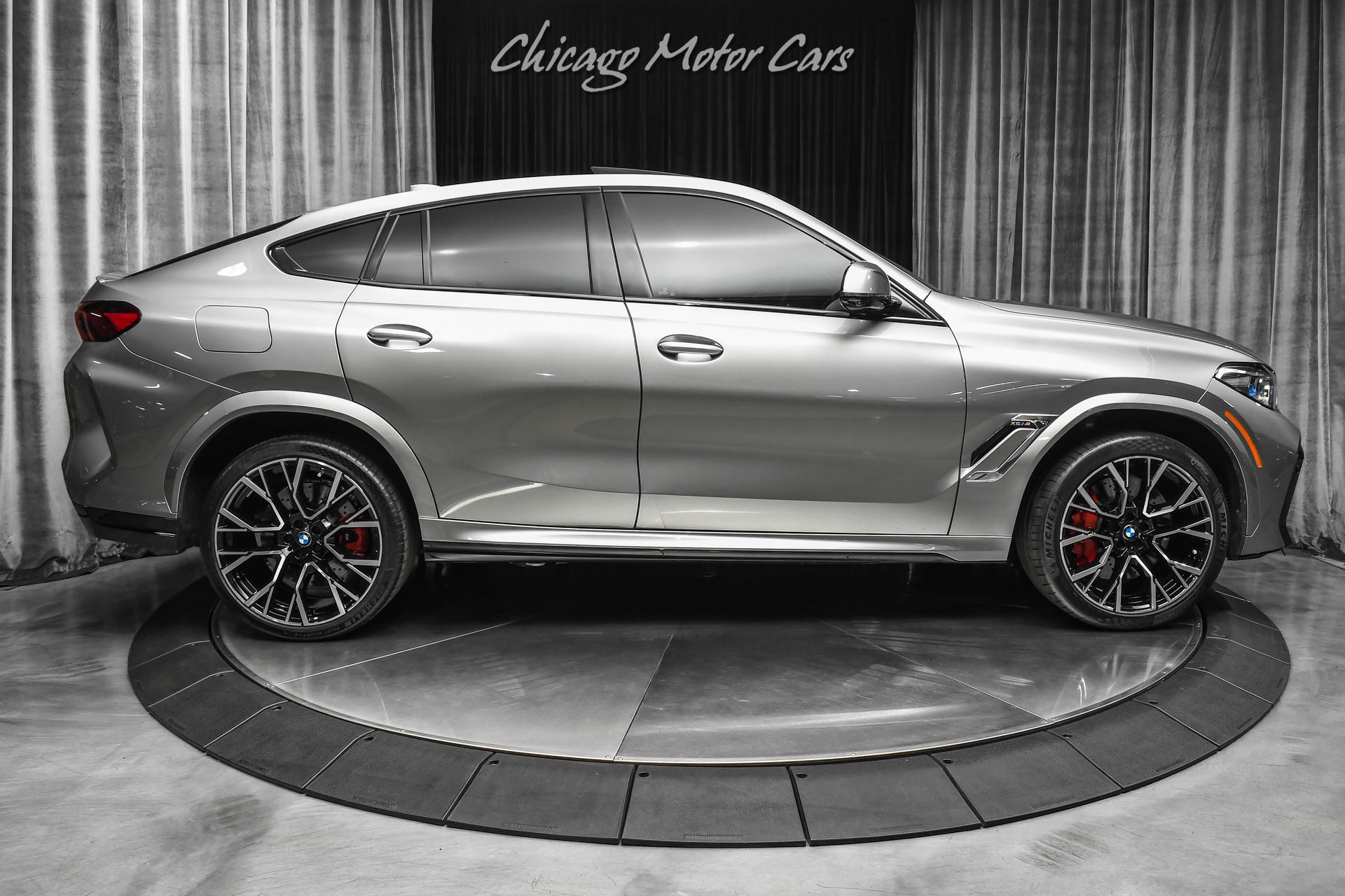 Used-2023-BMW-X6-M-SUV-Donington-Grey-Carbon-Trim-M-Wheels-600-HP-EXCELLENT-Condition