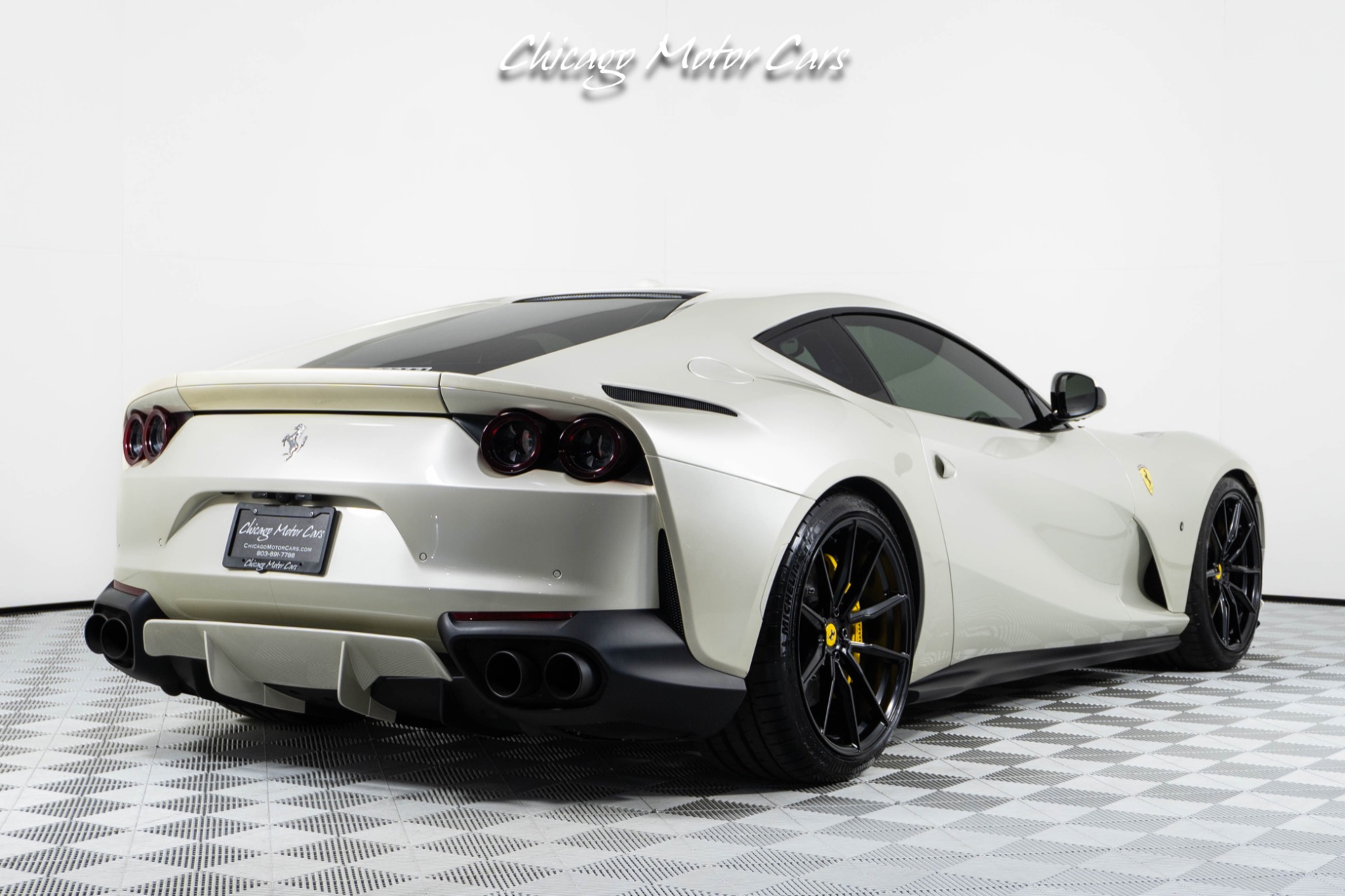 2018 FERRARI 812 - Image 12