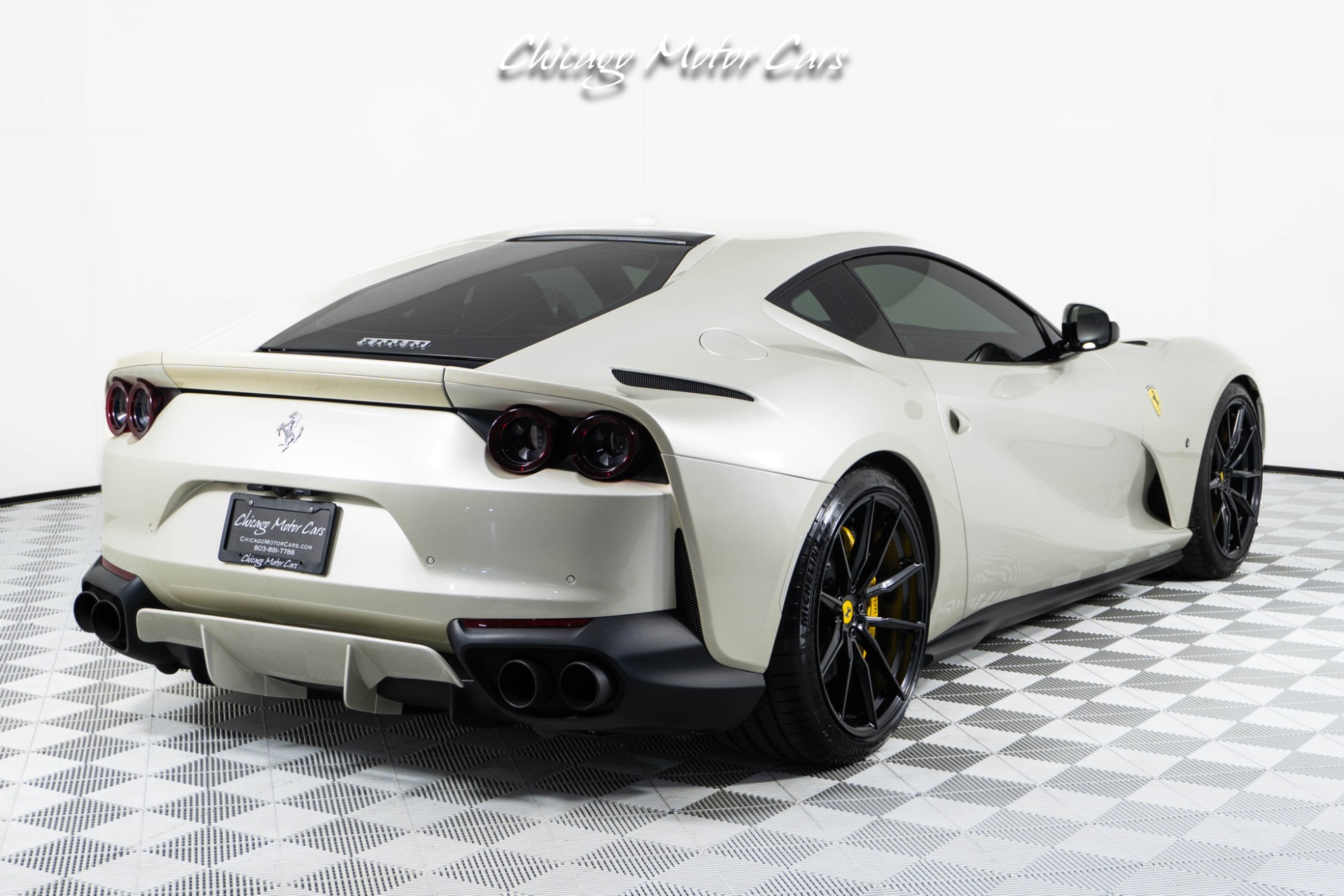 2018 FERRARI 812 - Image 13