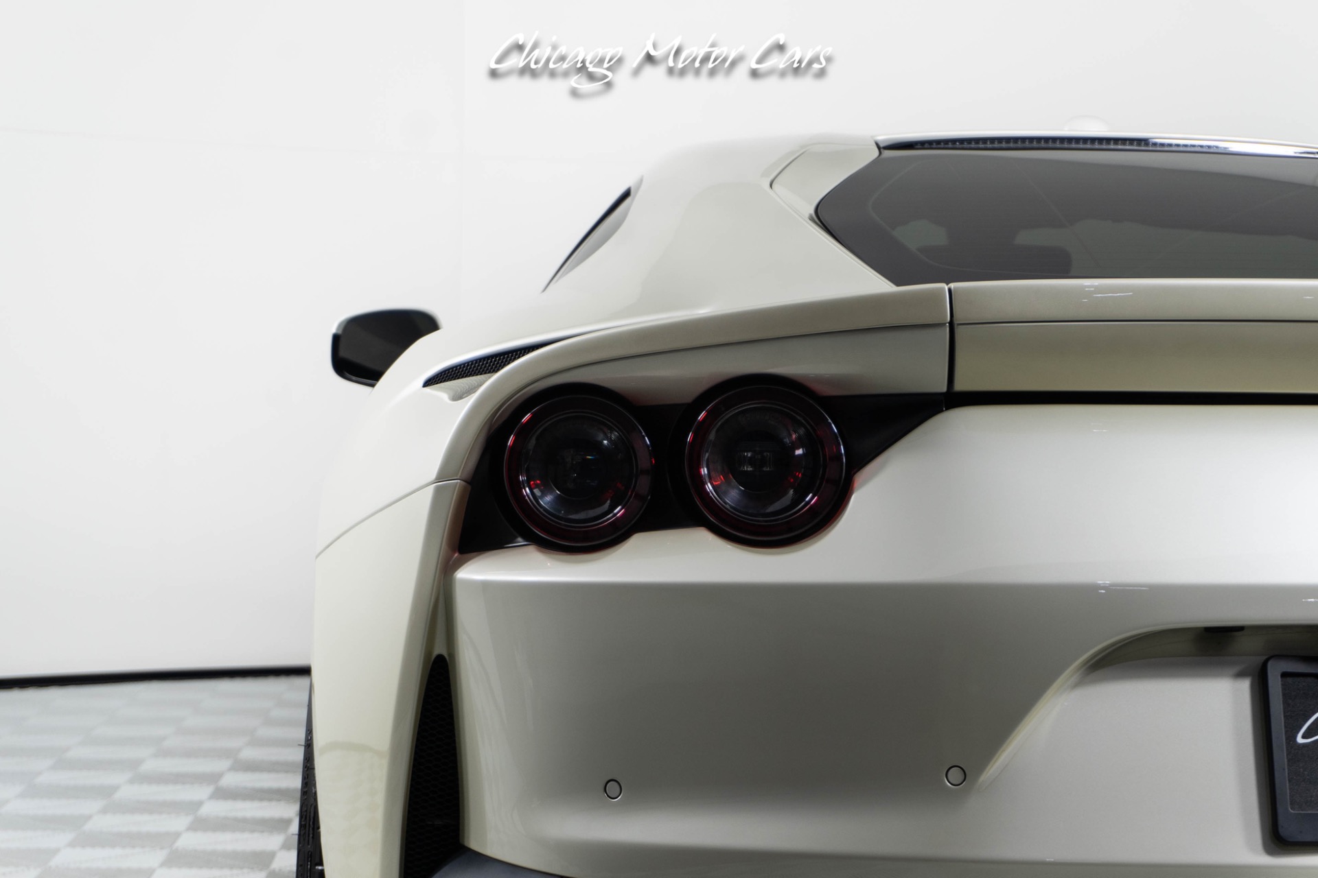 2018 FERRARI 812 - Image 15