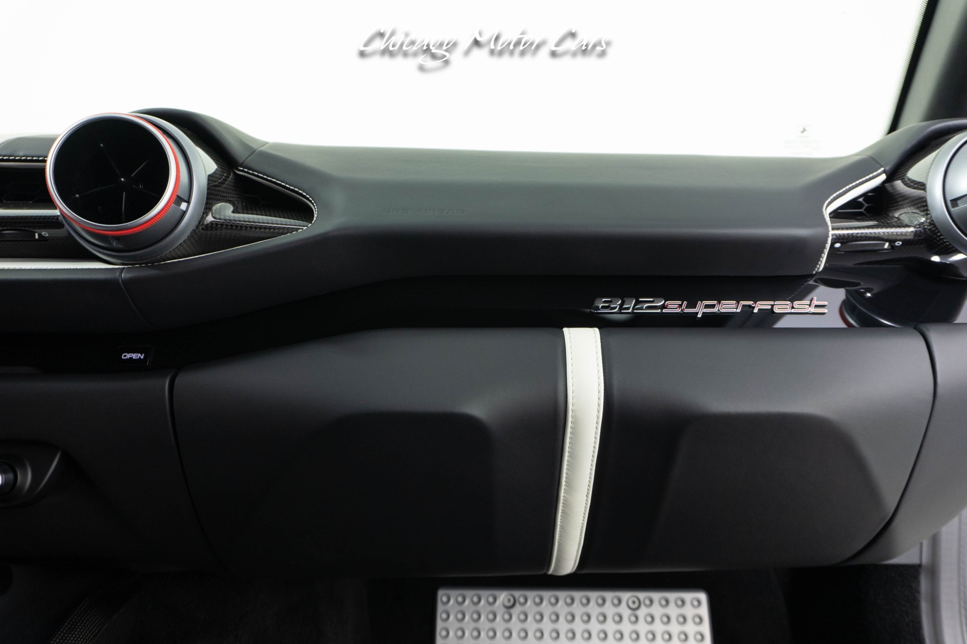 2018 FERRARI 812 - Image 24