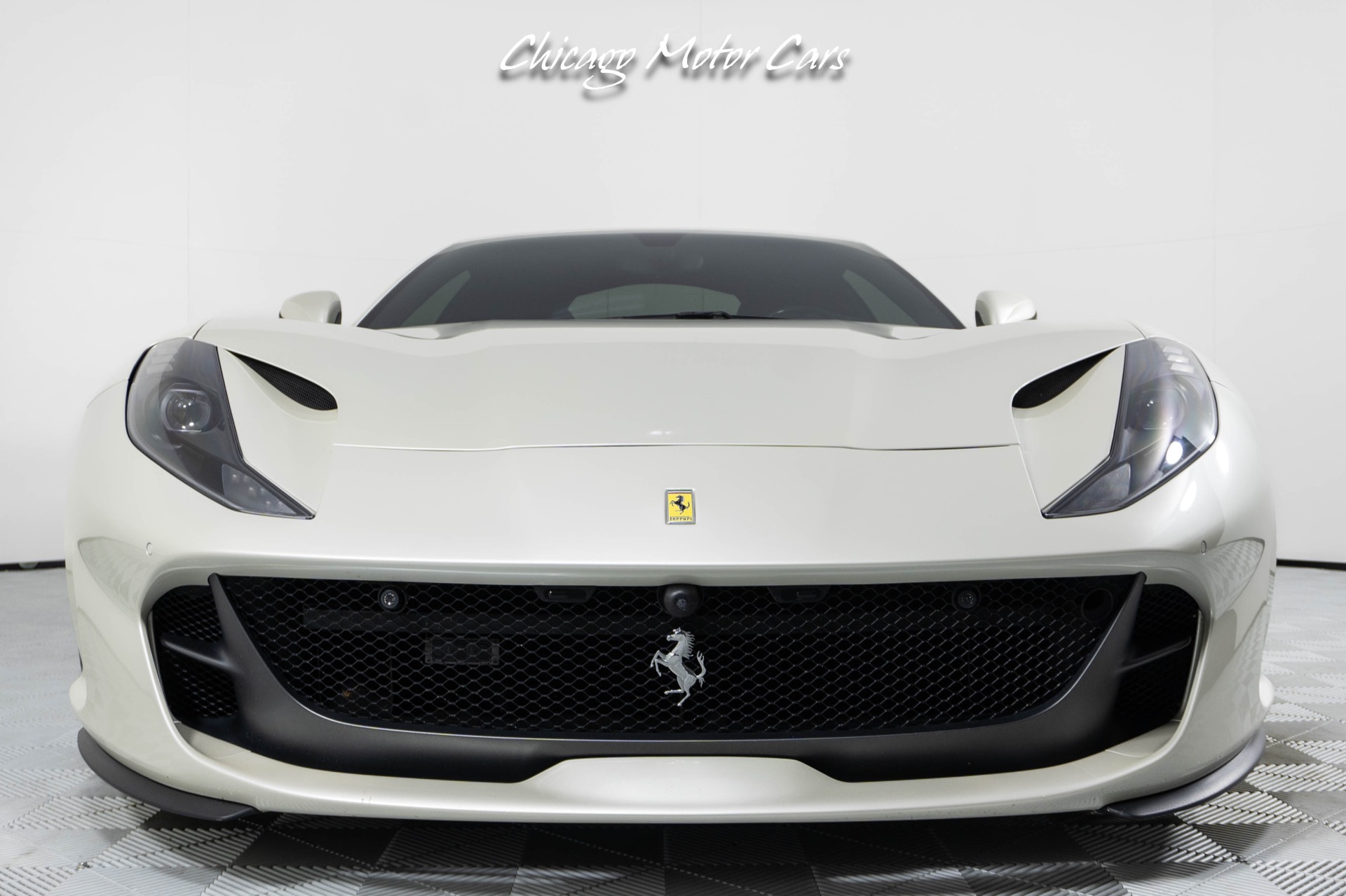 2018 FERRARI 812 - Image 6