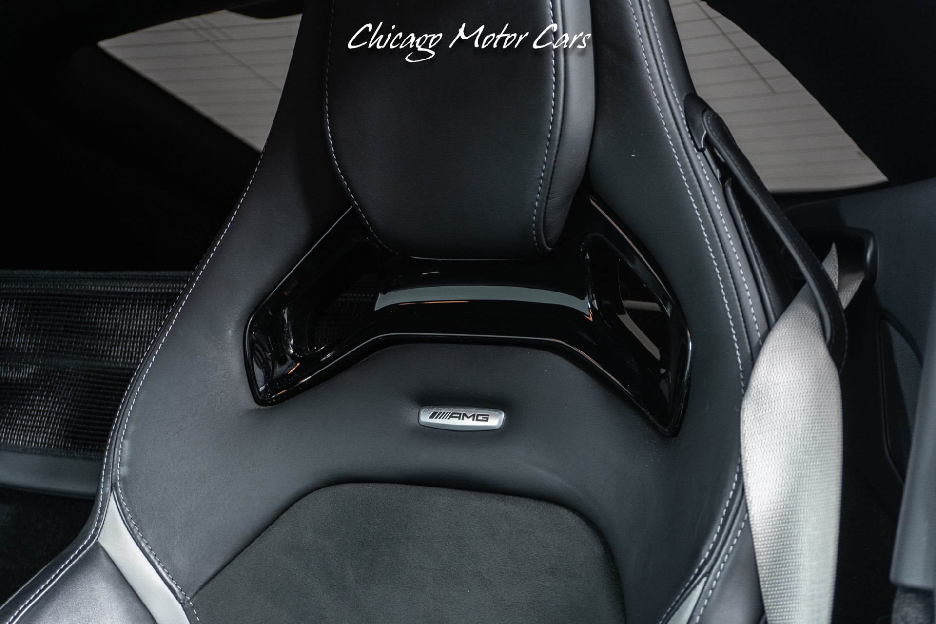 Used-2020-Mercedes-Benz-AMG-GT-R-Exclusive-Interior-Package-Carbon-Ceramic-Brakes-Matte-Carbon-Trim