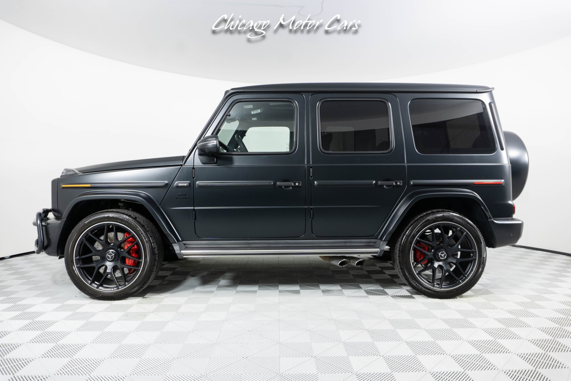 Used-2021-Mercedes-Benz-G-Class-AMG-G-63-Factory-Designo-Matte-Black-Classic-Red-Interior-Loaded