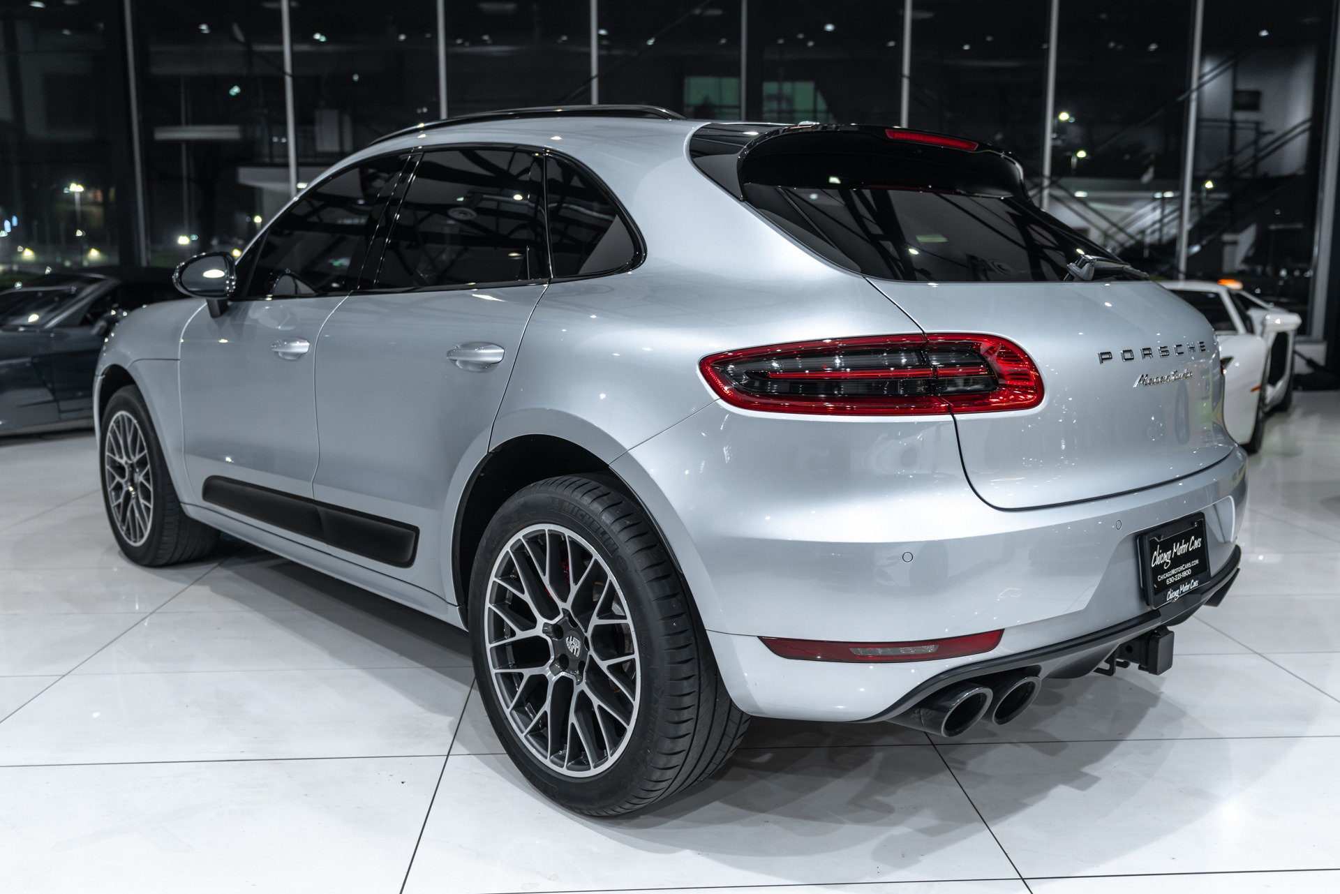 Used-2017-Porsche-Macan-Turbo-SUV-Premium-Pkg-Plus-Carbon-Fiber-Interior-HtdCooled-Front-Seats