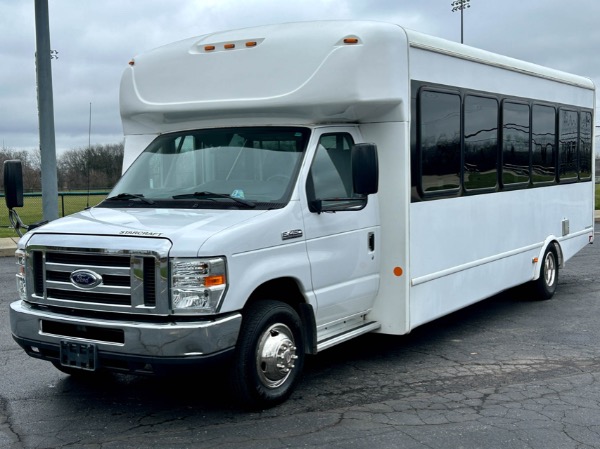 Used 2016 Ford Econline Super Duty for sale Sold at Chicago Motor Cars in West Chicago IL 60185 2