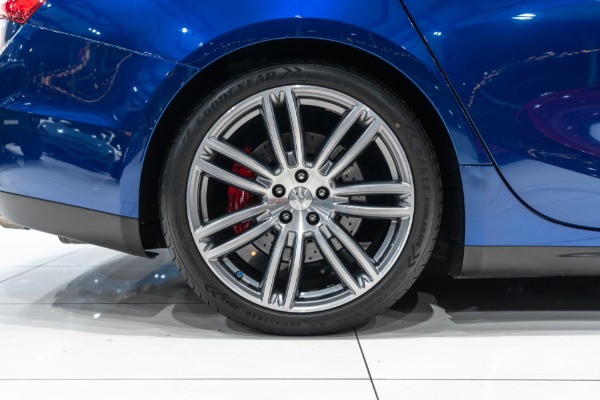 Used-2014-Maserati-Ghibli-S-Q4-Sedan-Executive-Pkg-Luxury-Pkg-Sport-Pkg-SUNROOF-LOADED