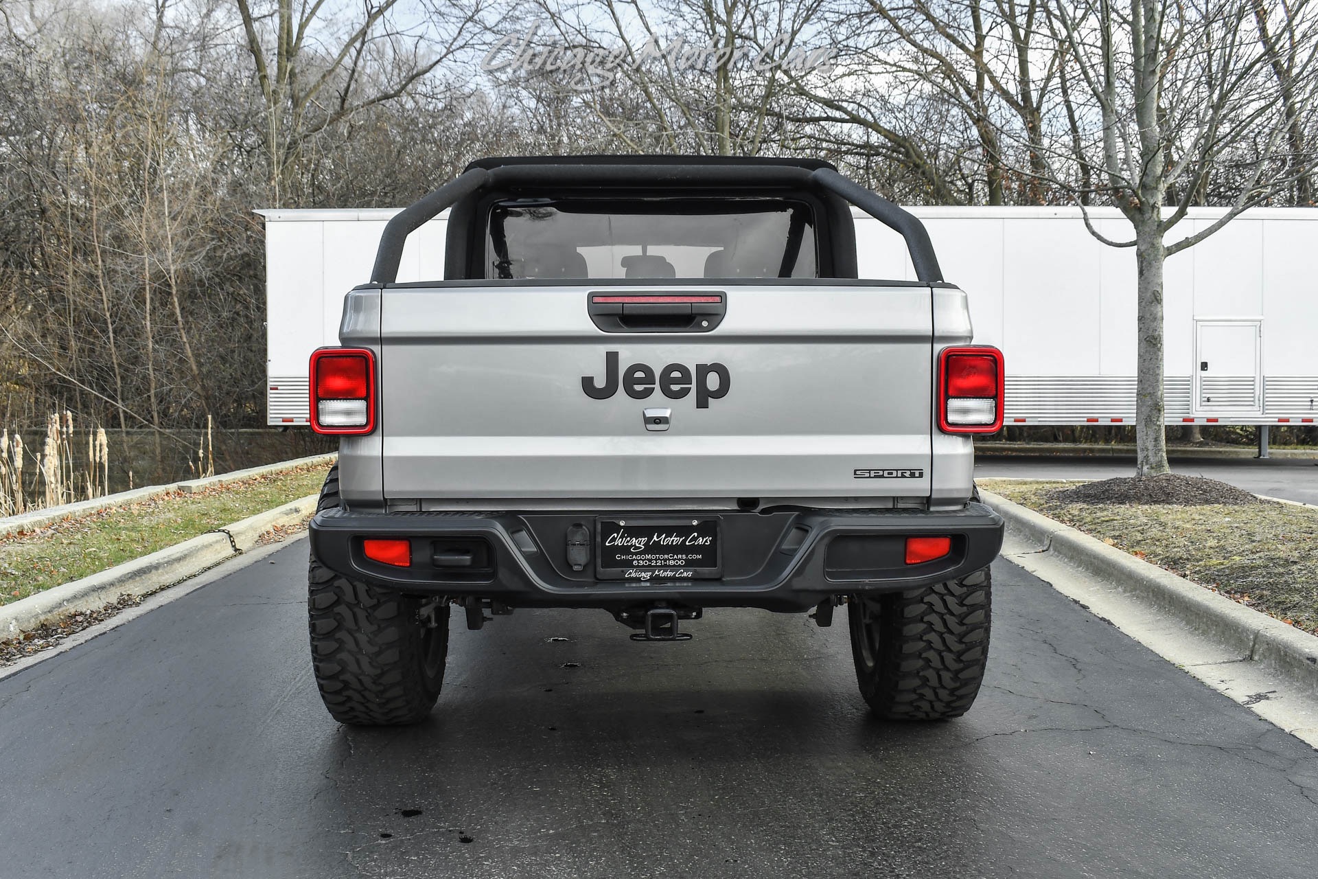 Used-2020-Jeep-Gladiator-Sport-4X4-FOX-Shocks-Winch-LOW-Miles-OVER-20K-in-Upgrades