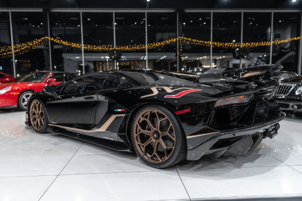 Used 2020 Lamborghini Aventador LP 770-4 SVJ Coupe! Style Pkg! Carbon Fiber! Full PPF! for sale Sold at Chicago Motor Cars in West Chicago IL 60185 4