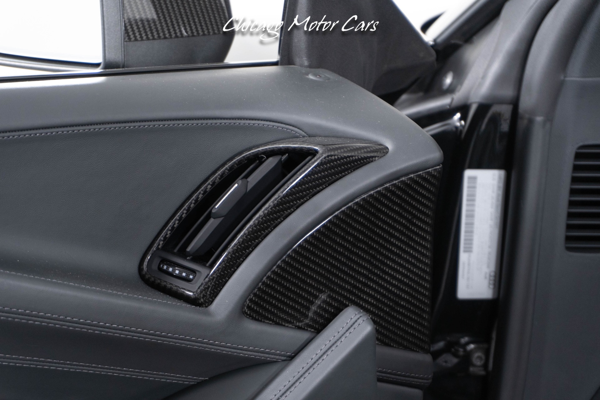 Used-2020-Audi-R8-52-quattro-V10-Performance-Spyder-Carbon-Fiber-MSRP-226k-Only-2400-Miles