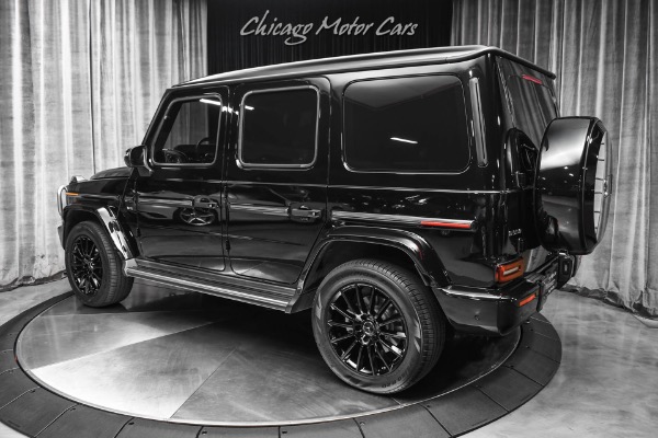 Used 2022 Mercedes-Benz G550 4Matic SUV AMG Line! Exclusive Interior Pkg! Carbon Trim! Night Pkg! for sale Sold at Chicago Motor Cars in West Chicago IL 60185 3