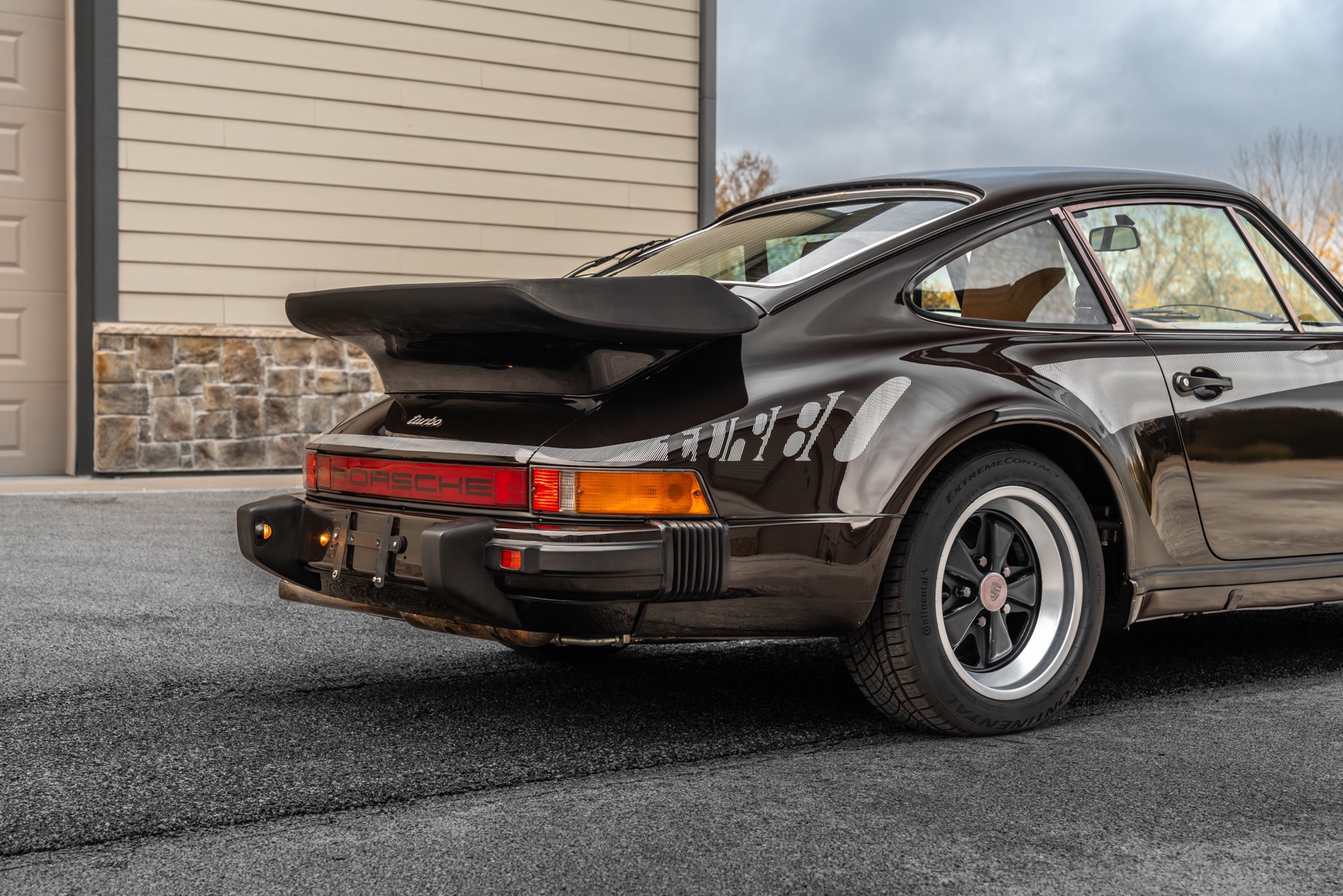 Used-1979-Porsche-930-Turbo-Japanese-Market-Car-ONLY-50k-Miles-SERVICED--DOCS-GORGEOUS