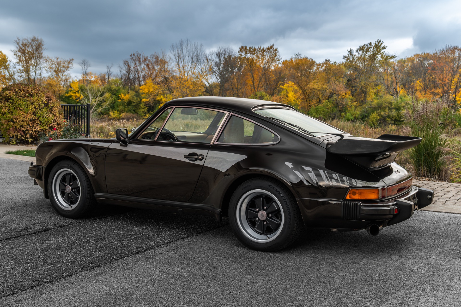 Used-1979-Porsche-930-Turbo-Japanese-Market-Car-ONLY-50k-Miles-SERVICED--DOCS-GORGEOUS