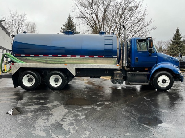 Used 2005 International 8000 Water Truck for sale Sold at Chicago Motor Cars in West Chicago IL 60185 4