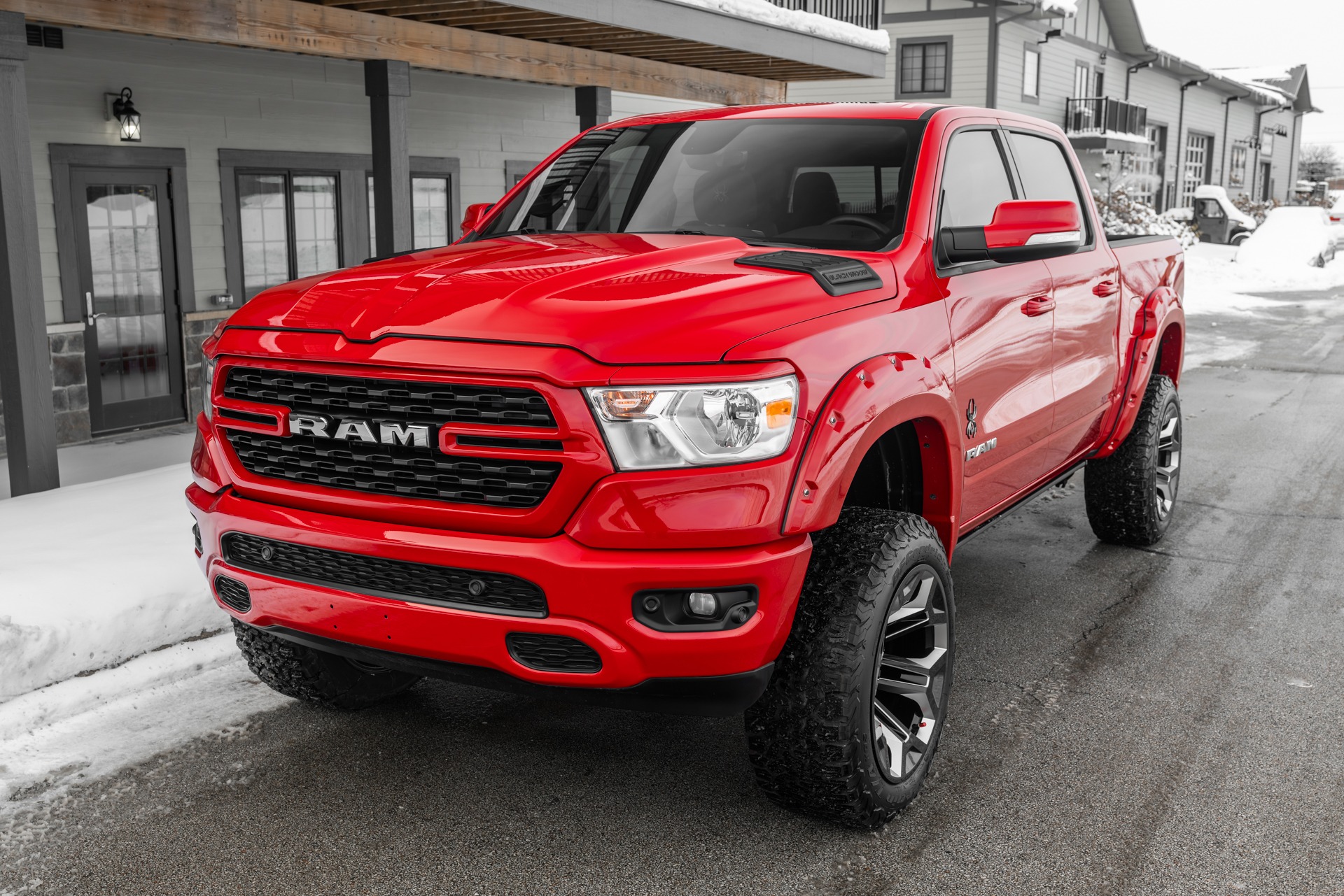 Used-2022-Ram-1500-Big-Horn-Black-Widow-4x4-ONLY-178-Miles-57-Hemi-V8-Pano-Roof-LOADED