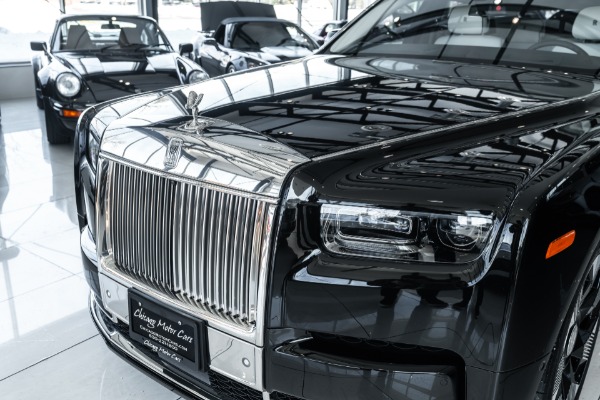 Used 2023 Rolls-Royce Phantom Amazing Spec! $597k+ MSRP! Shooting Star Headliner! Rear Theater Pkg! for sale Sold at Chicago Motor Cars in West Chicago IL 60185 3