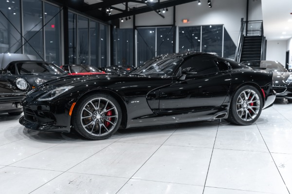 Used 2014 Dodge SRT Viper GTS Only 8K Miles! Hyper Venom Wheels! Recent Service! Excellent Condition! for sale Sold at Chicago Motor Cars in West Chicago IL 60185 2