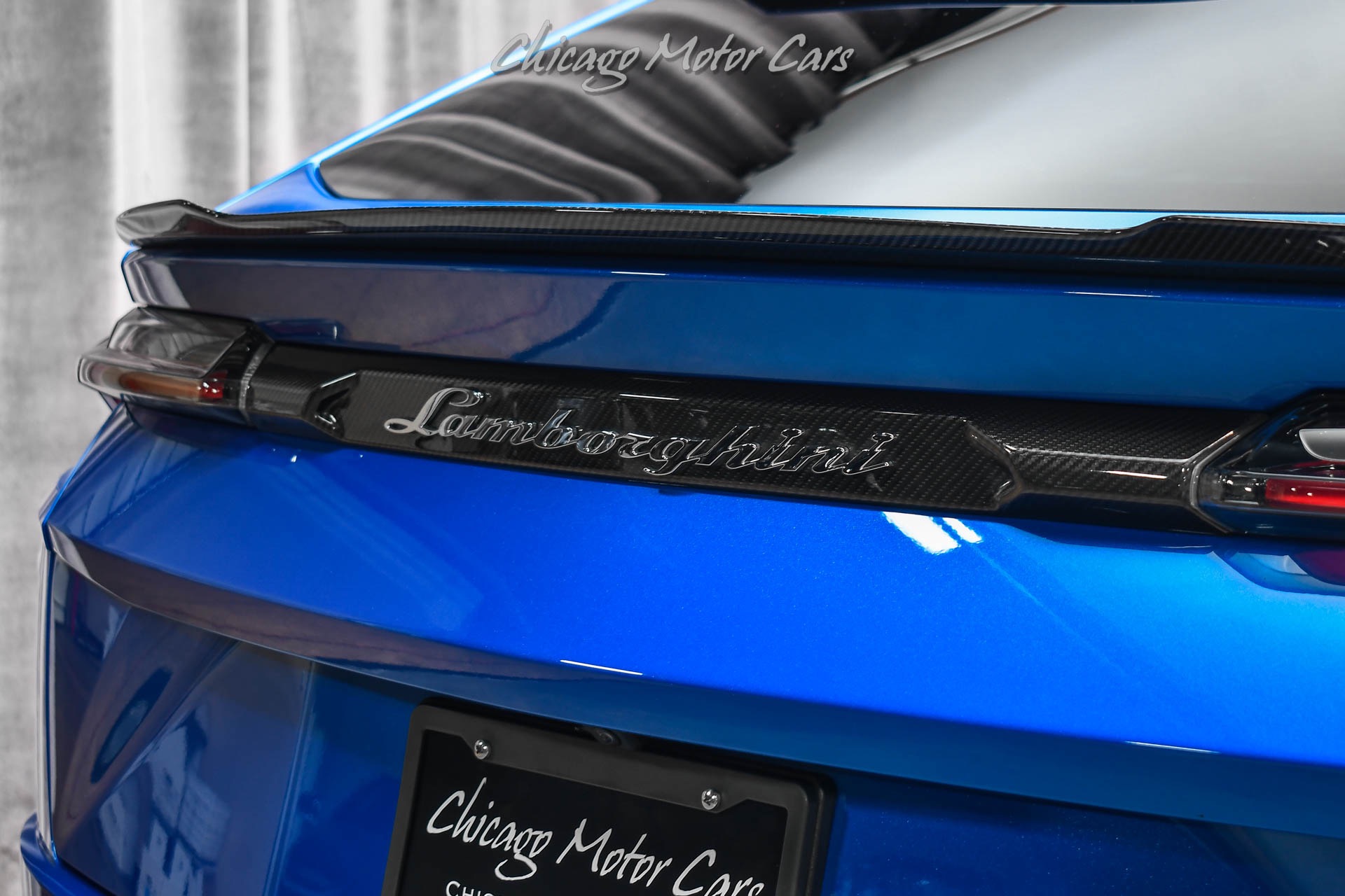 Used-2022-Lamborghini-Urus-SUV-RARE-Spec-Blue-Interior-B-O-3D-Audio-Massage-Seats-Carbon-Upgrades